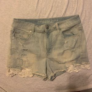 American Eagle Hi- Rise Shortie